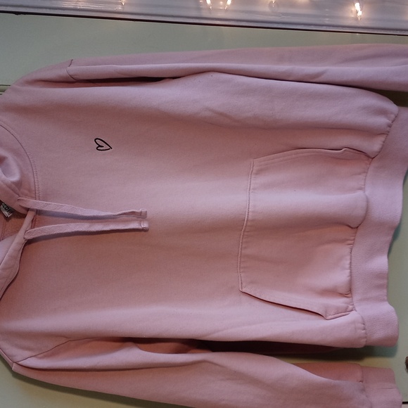 Women's Divided sierra rose pink black heart 🖤 Large hoodie - Picture 2 of 9